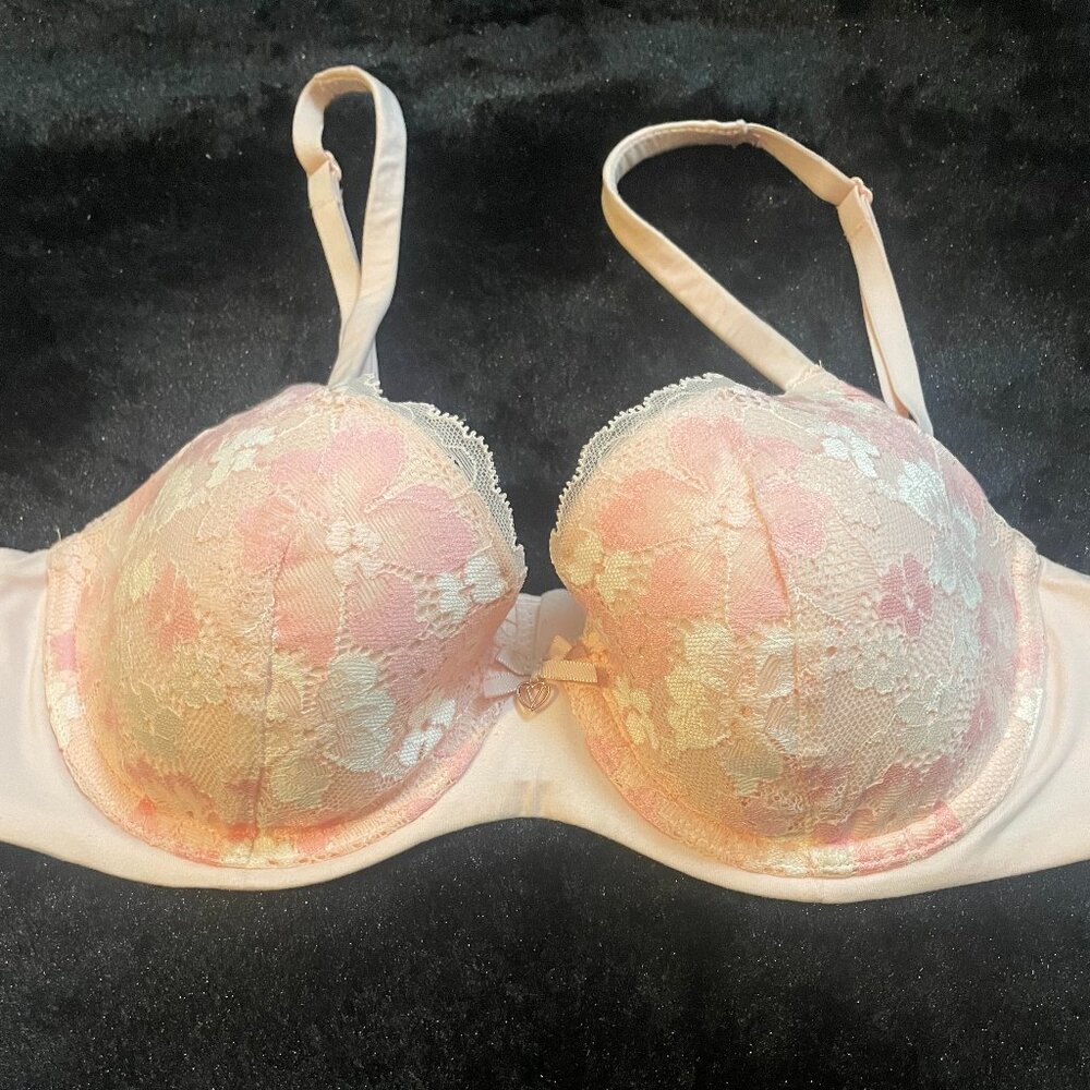 Victoria's Secret "Body by Victoria" Collection - Picture 3 of 13